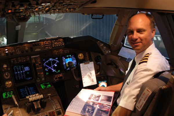 airline pilot