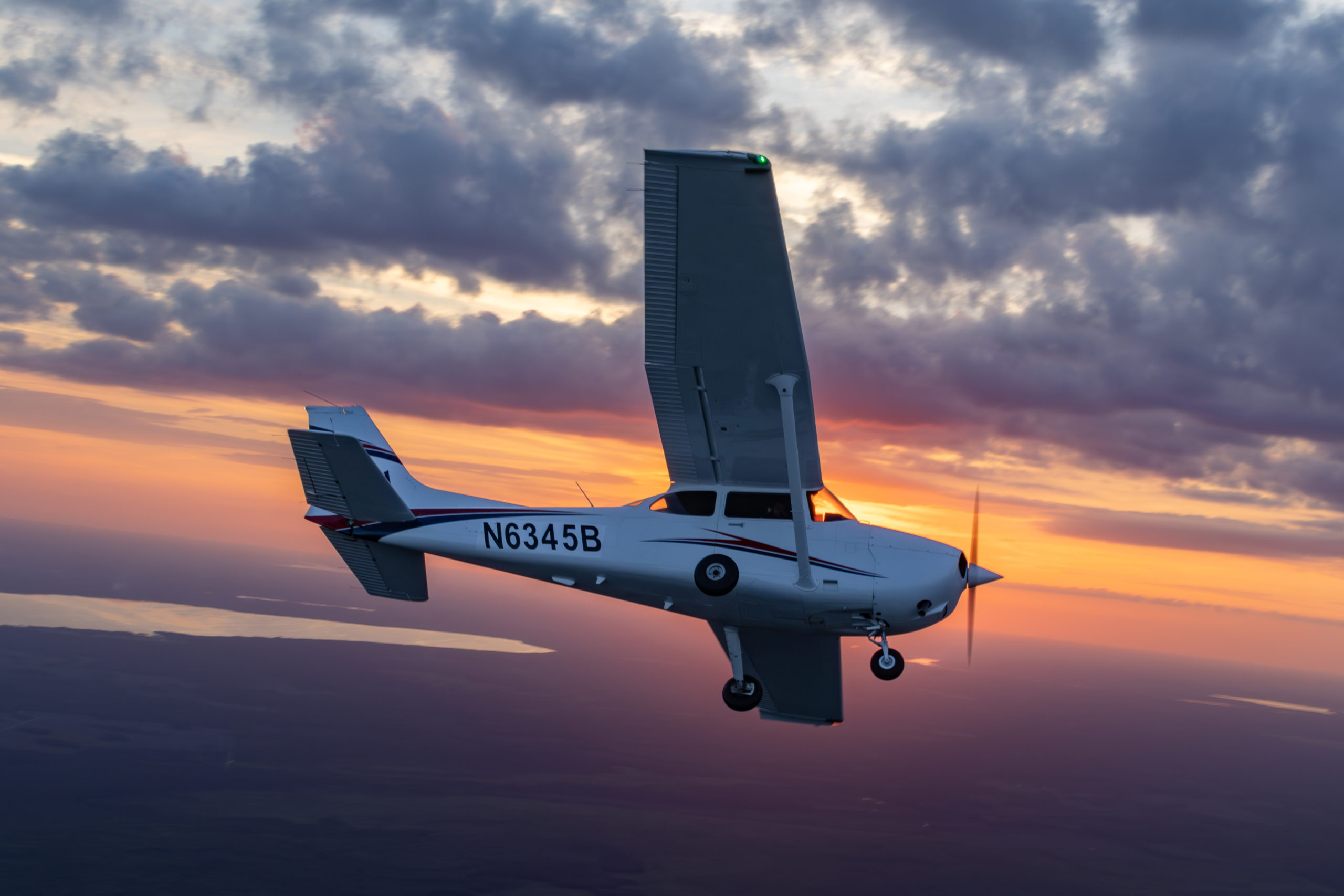 professional photograph shot of PEA Cessna 172 N6345B