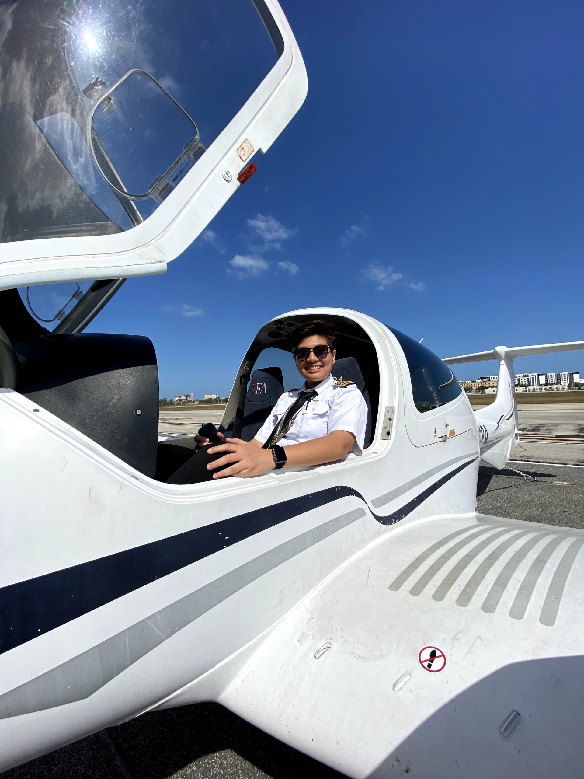 Frans Maghinang sitting in Diamond DA42