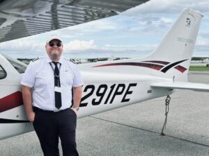 Xavier Piar photo next to PEA Cessna 172 N291PE